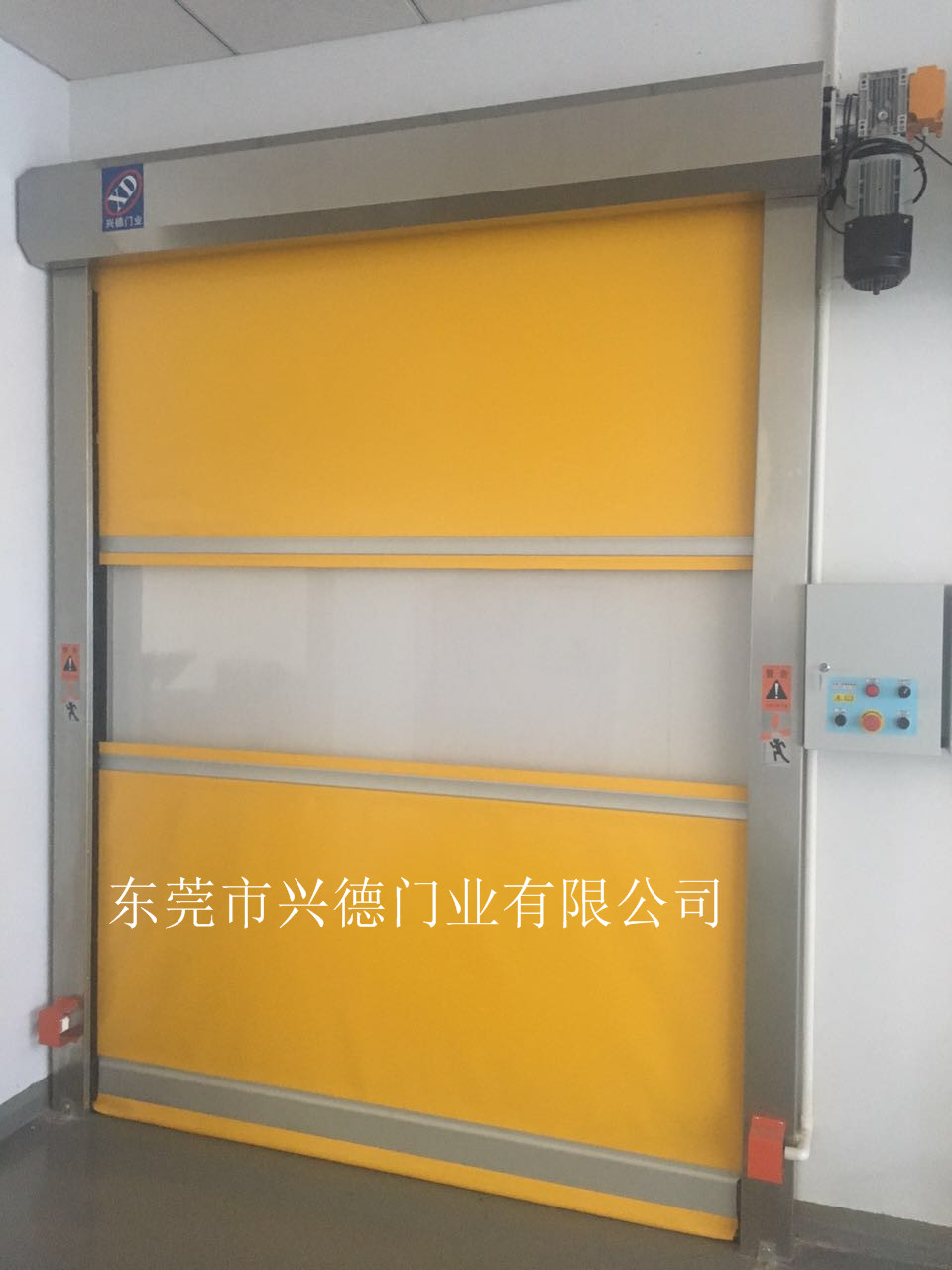 用小竅門選擇實力好的佛山快速卷簾門廠家？